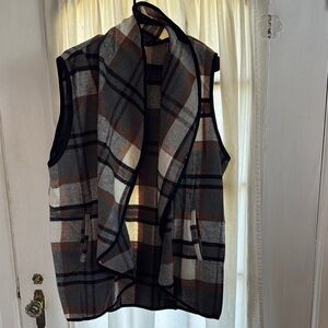Plaid Sleeveless Vest in Black, Brown, and Cream